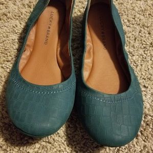 7.5 Lucky Brand ballet flats